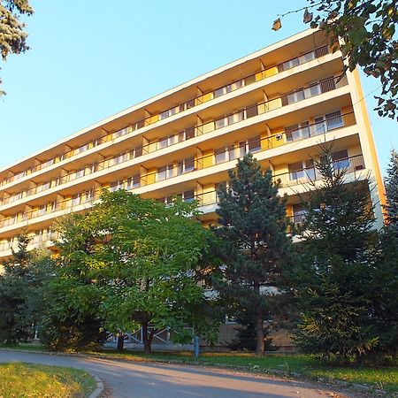 Hotel Garni Považská Bystrica Exteriör bild