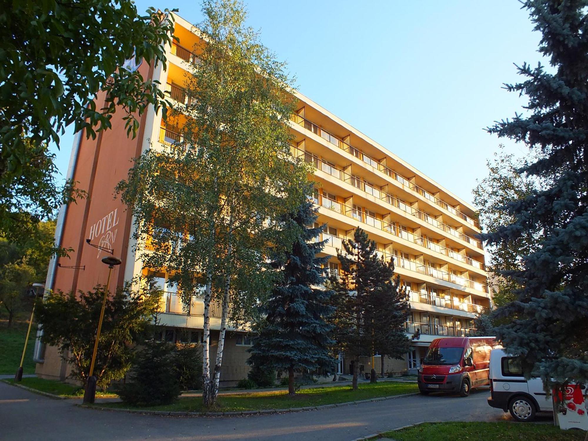 Hotel Garni Považská Bystrica Exteriör bild